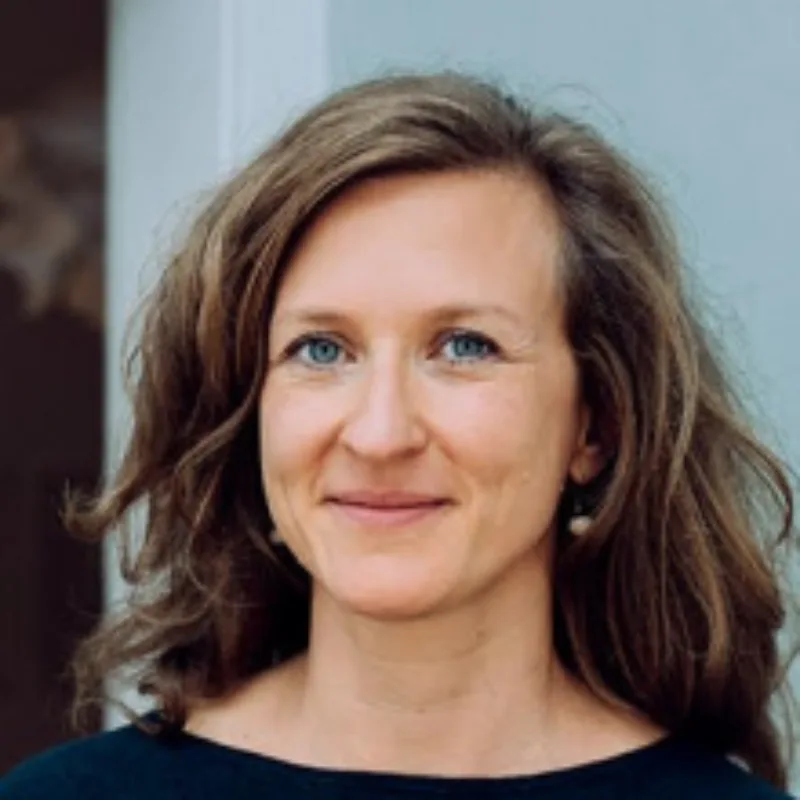 Dr. Angelika Eck